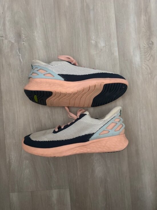 Kizik Athens Bahama Hands Free Sneakers size 10 wide - Picture 3 of 7